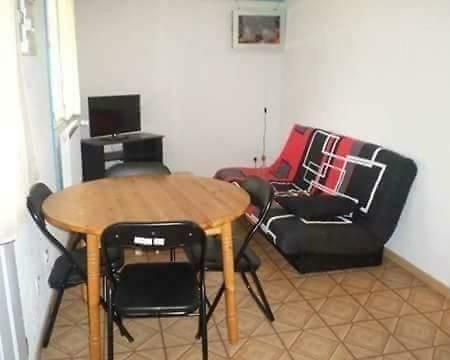Gogo Location 1 Apartment Forest-Saint-Julien Luaran gambar