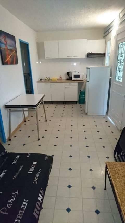 Gogo Location 1 Apartment Forest-Saint-Julien Luaran gambar